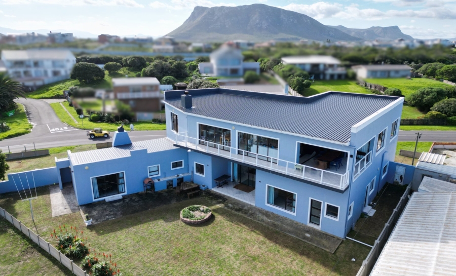 6 Bedroom Property for Sale in Kleinbaai Western Cape
